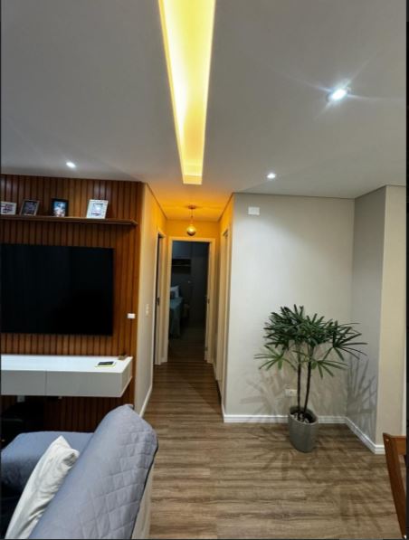 F9
